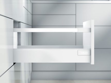 Blum Silk White TANDEMBOX Antaro With BLUMOTION High Fronted Pull-Out - Height D (203 mm)