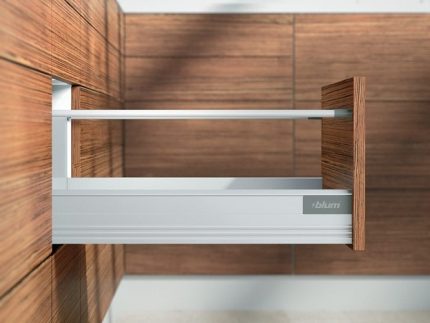 Blum Grey TANDEMBOX Antaro With BLUMOTION High Fronted Pull-Out - Height D (203 mm)