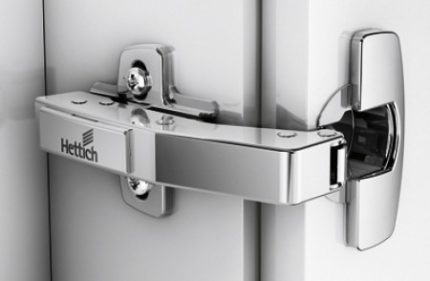 Hettich Sensys 8639i W90 Concealed Hinge