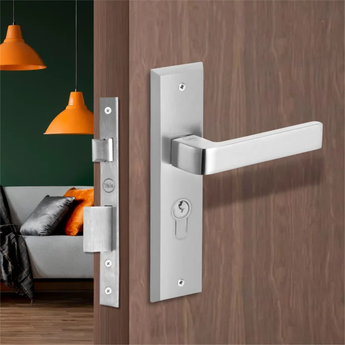 Yale Handle Door Lock | Yale Essential Lynx Series - YE‑1103 | 5/8/10 Inch | Zinc Alloy