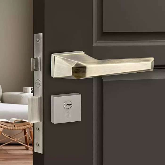 Yale Handle Lock | Mortise Eternal Door Handle Combo Set - YMEL-704 | Zinc Alloy - Buy at Best Price in India