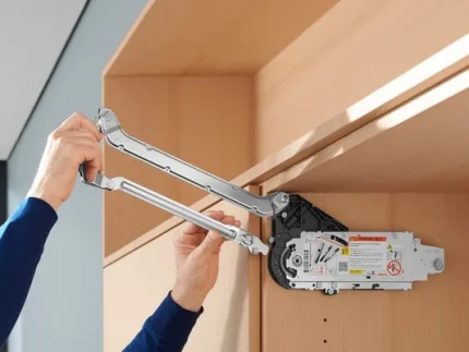 Blum lever arm