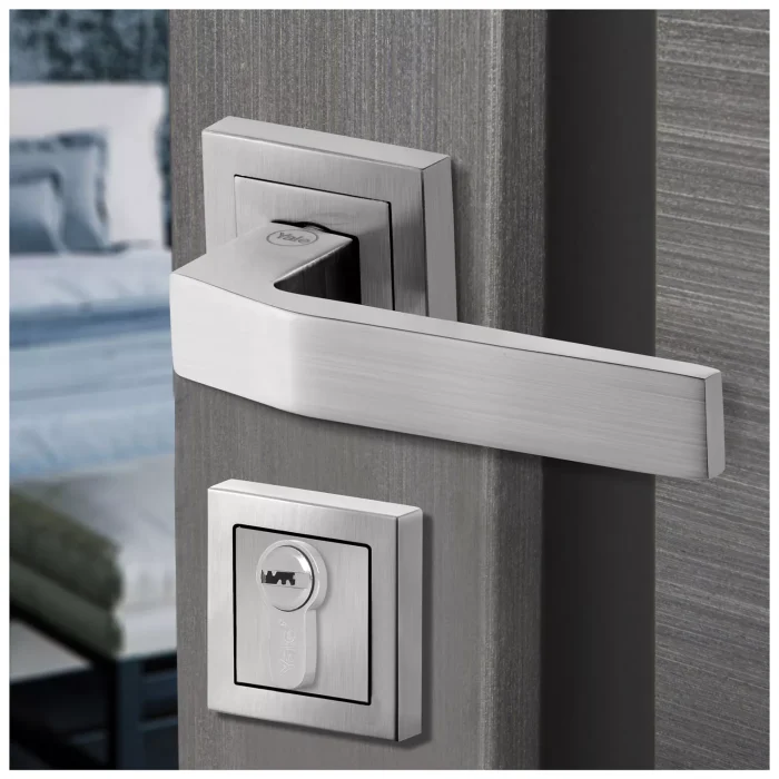 Yale Lock Door - Essential Sirius Series Handles - YE‑1104 | Zinc Alloy - Buy at Best Price in India