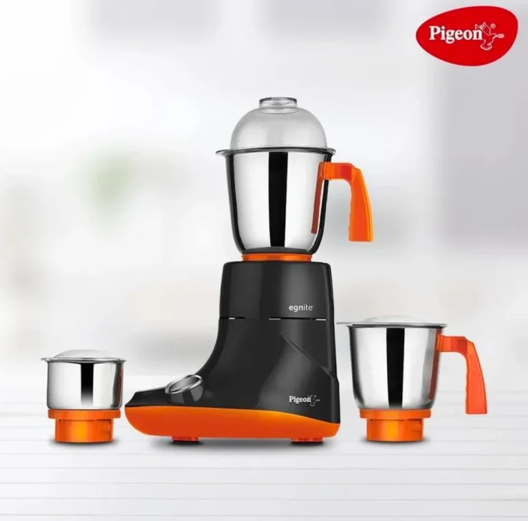 Pigeon mixer grinder